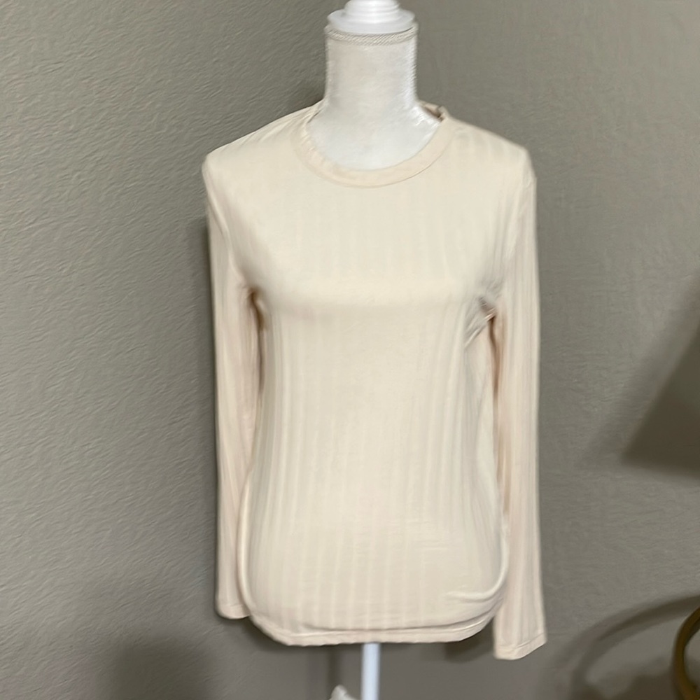 NWT! Long Sleeve Ribbed T-Shirt